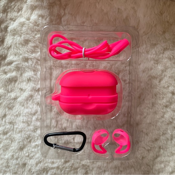 BNIB! Tech Theory AirPod Pro Accessory Kit in Bright Pink - Picture 4 of 4